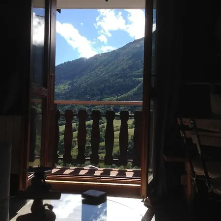 Le Mazot Lucie Apartment *
